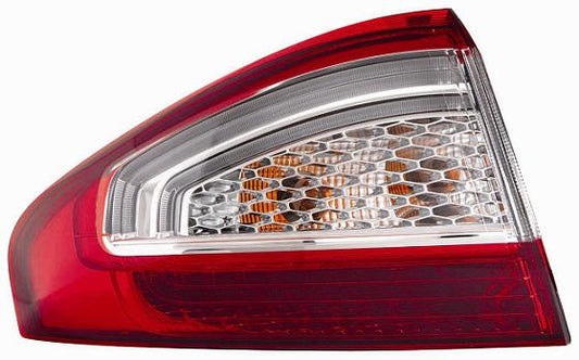 1717212 GRUPPO OTTICO POST.  DX Ford MONDEO dal 2010_10-2014_06 VERSIONE 5 PORTE