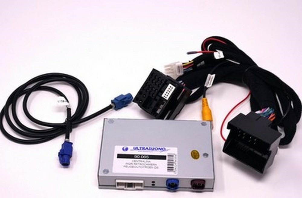 INTERFACCIA PER MERCEDES W205 NTG5  2 IN VIDEO+1 RETROCAM+1 RGB